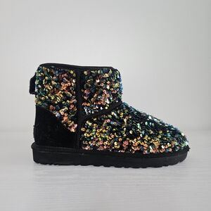 UGG Classic Mini Stellar Sequin Boots Black 1112515 Women’s Size 7